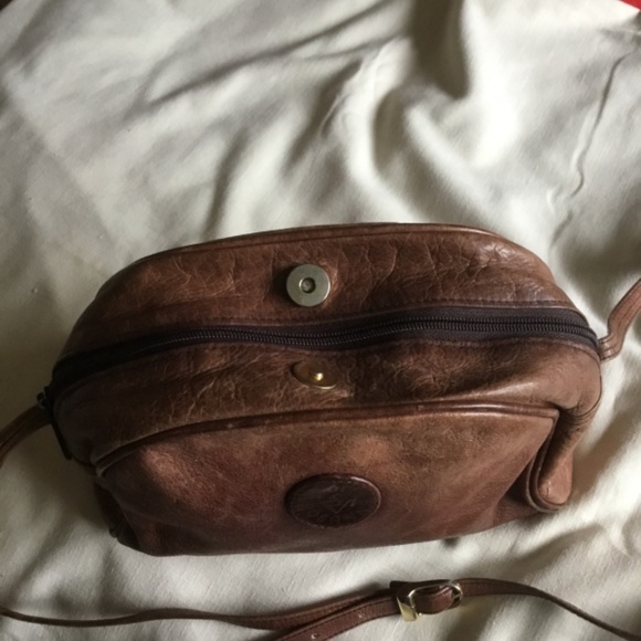 Unique Leather Crossbody - Picture 5 of 9